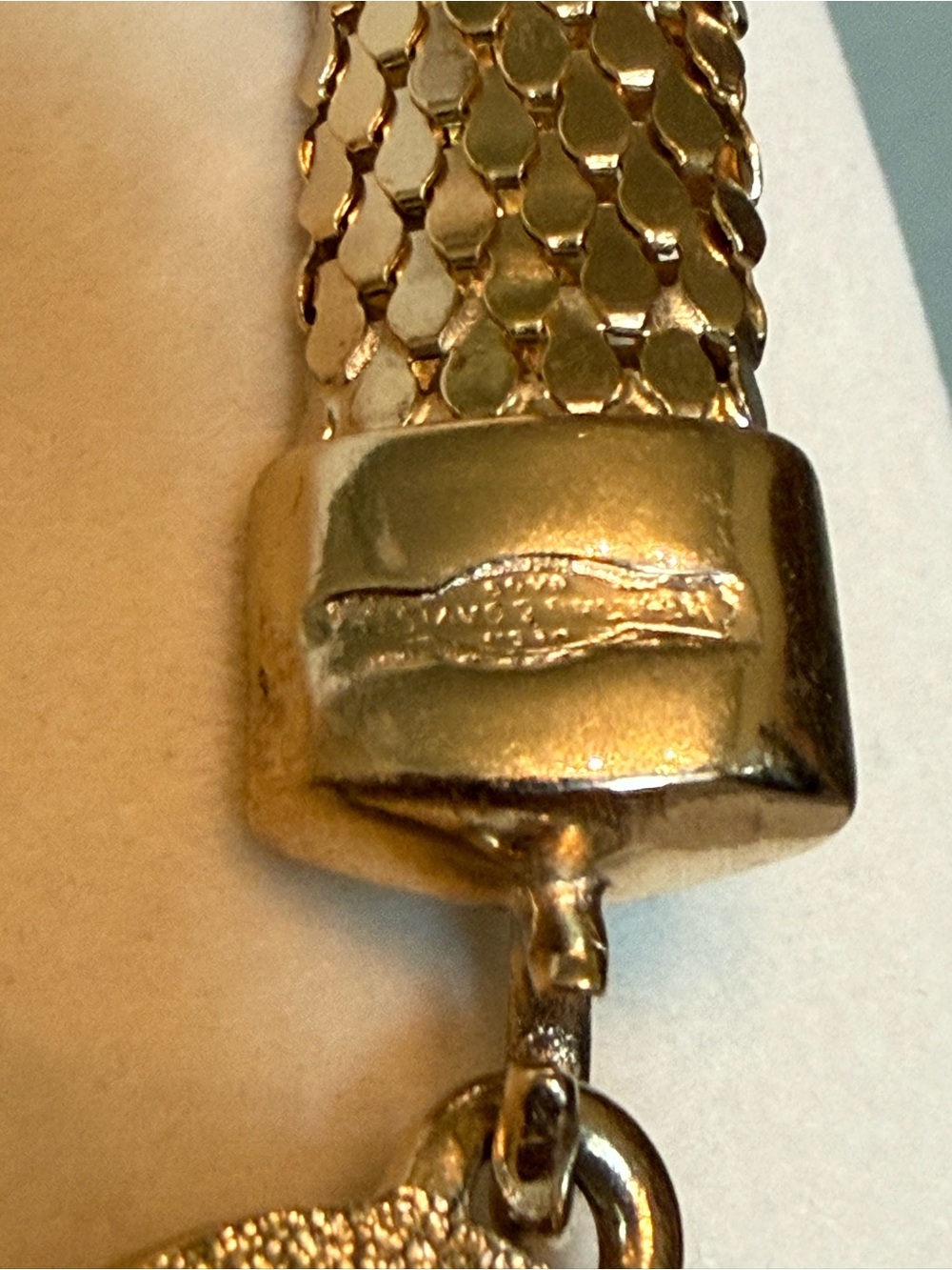 WHITING & DAVIS VINTAGE MESH & AMBER STATEMENT NECKLACE - Picture 5 of 5